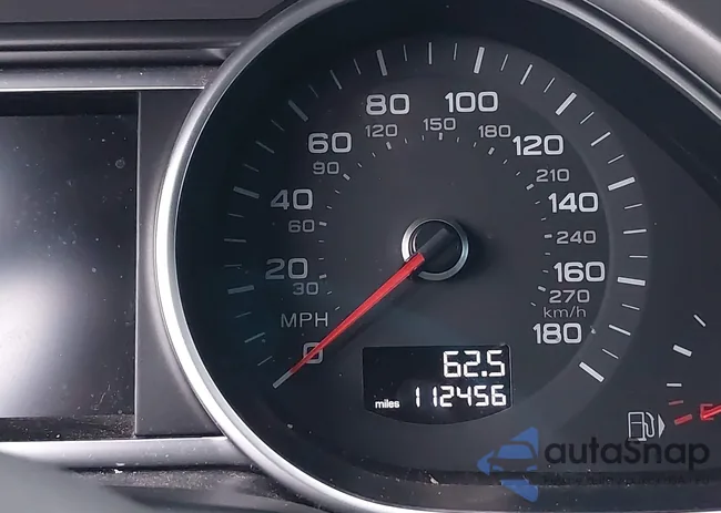 WA1DGAFE8FD015136: 38611615