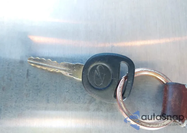 1G3NL52F42C273620: 38629397