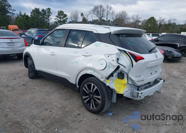 3N1CP5CU2KL521492: 38632936