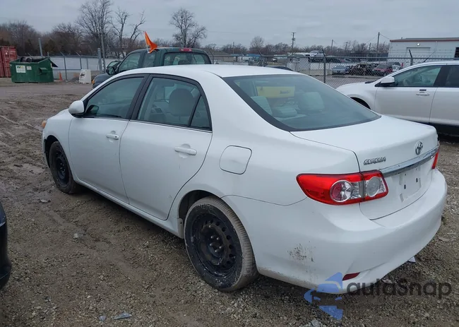 2T1BU4EE2DC969268: 38640001