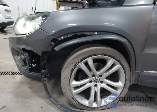 WVGBV7AX4CW000482: 38640323