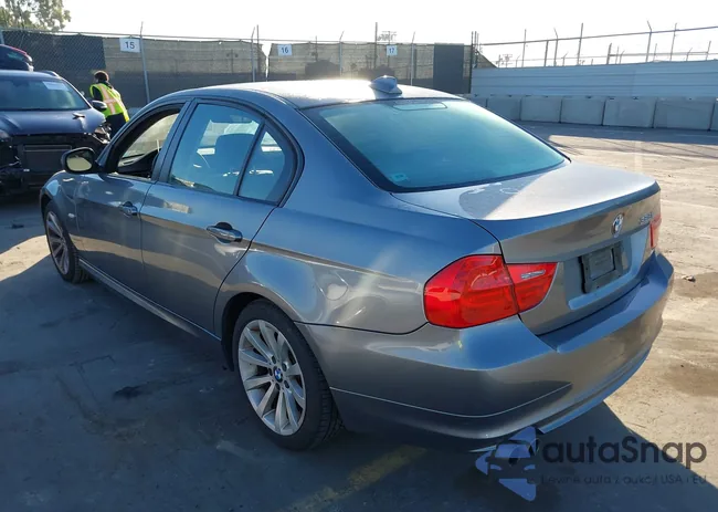 WBAPH5G57BNM75587: 38646574