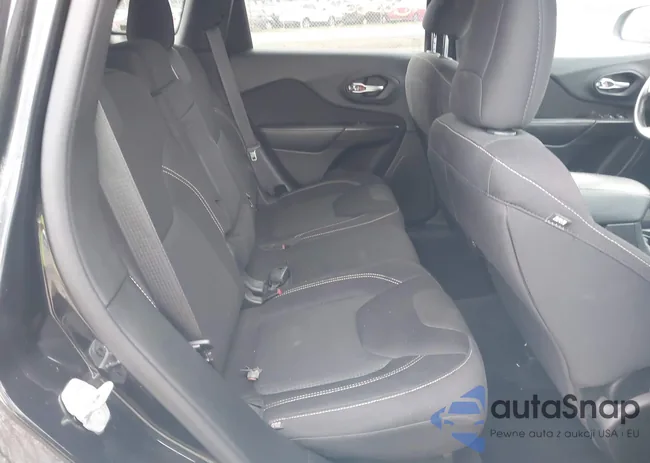 1C4PJMCS0FW565399: 38650180