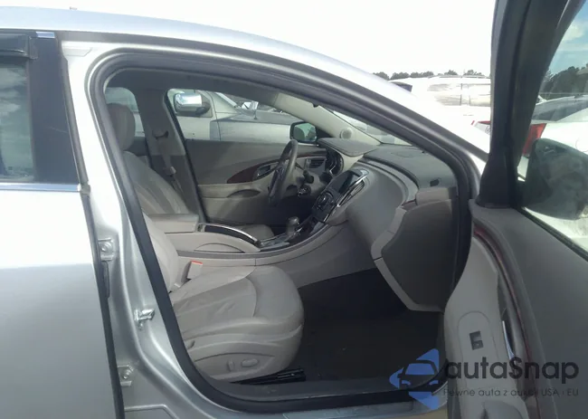 1G4GD5E36CF209999: 38649564