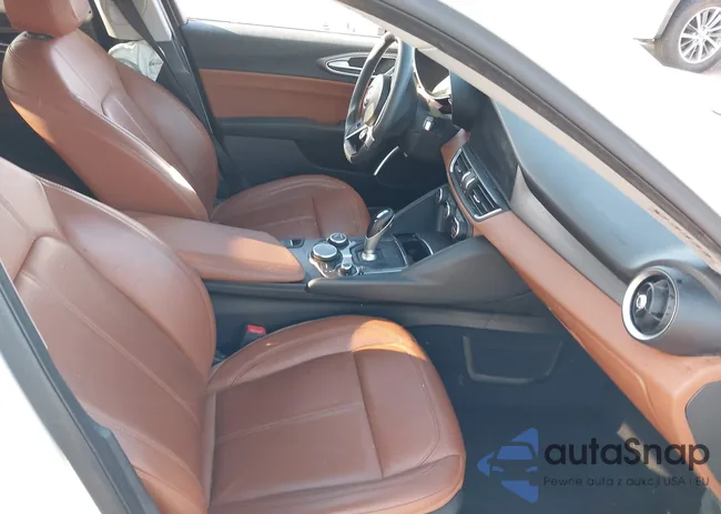 ZARFAECN0J7595927: 38665197