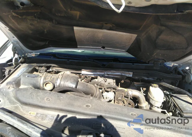 1GT12UEY2JF273427: 38677497