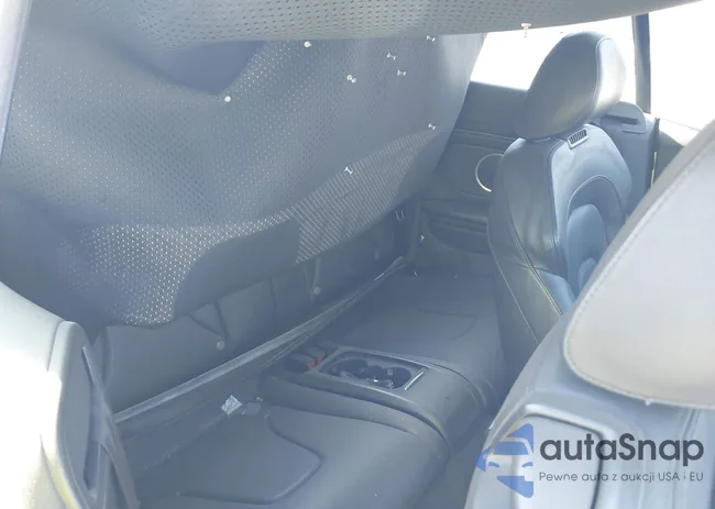 WAUCGAFH1EN010250: 38677652