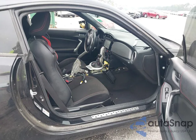 JF1ZNAA14G8707271: 38683865