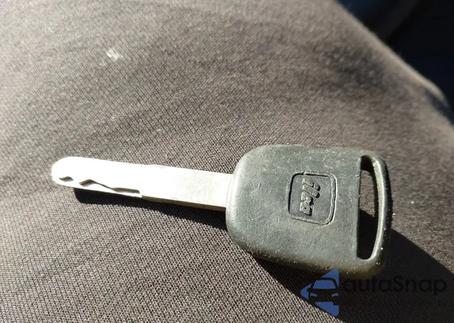 1HGCM56497A208702: 38685229