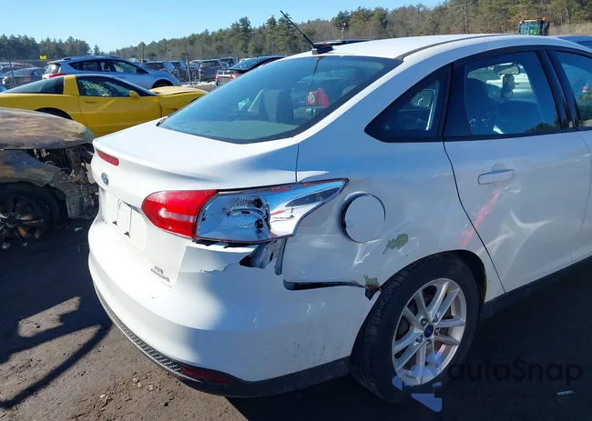 1FADP3F23FL243189: 38692155