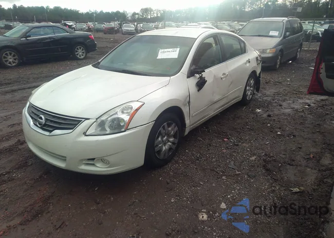 1N4AL2AP6CC174893: 38696389