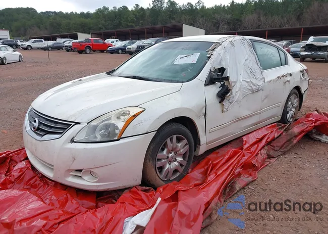 1N4AL2AP6CC174893: 38696389