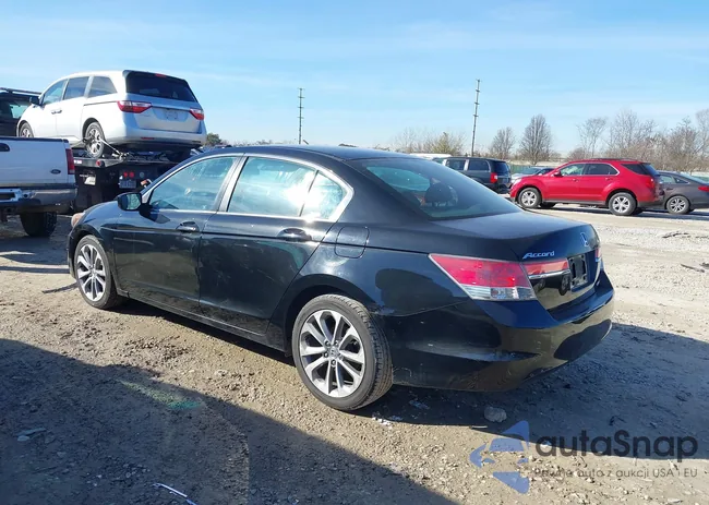 1HGCP2F62CA233376: 38699979