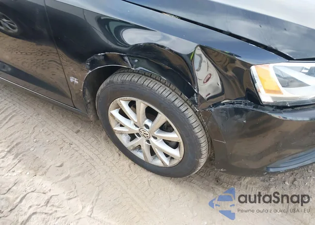 3VWDP7AJ8DM361909: 38703940