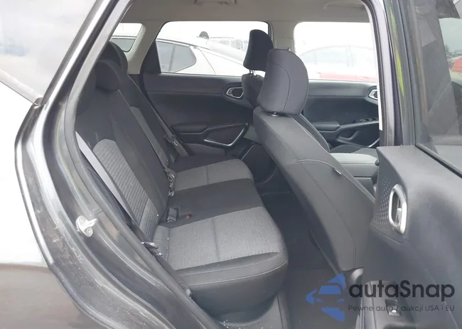 KNDJ23AU6M7783209: 38709122