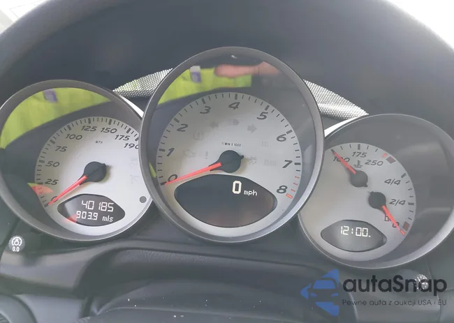 WP0CB2A81BS730076: 38711929