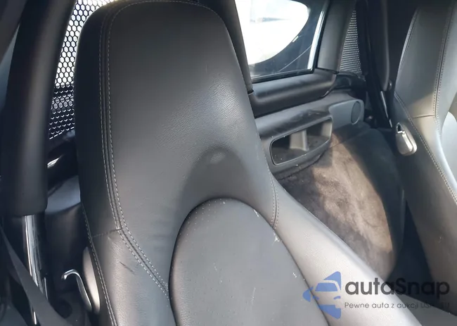 WP0CB2A81BS730076: 38711929