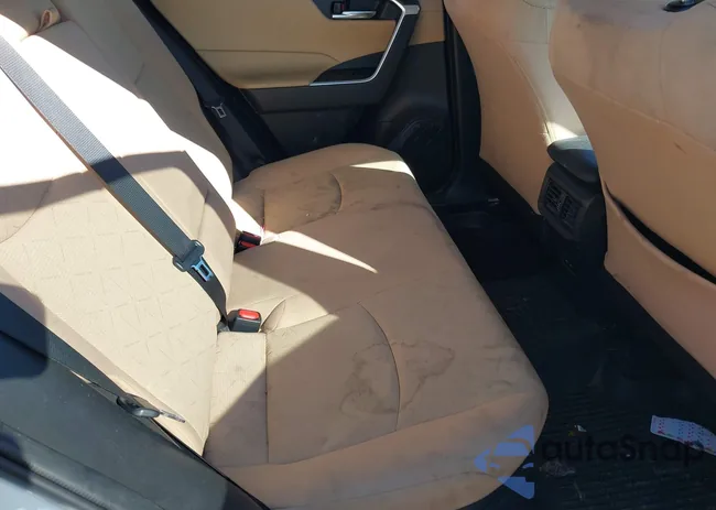 2T3RWRFV8NW135419: 38712350