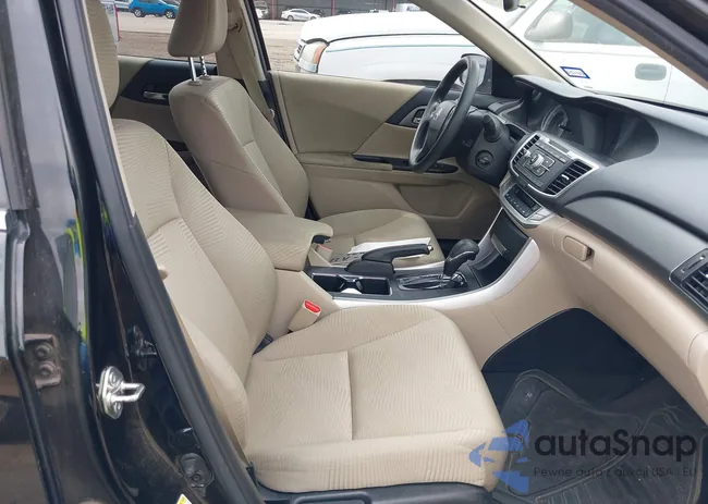 1HGCR2F35FA183867: 38718093