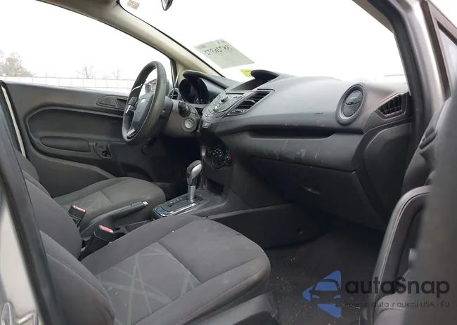 3FADP4AJ0EM138997: 38726372