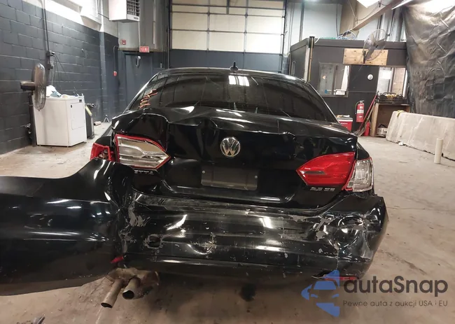 3VWDP7AJ1DM355563: 38728338