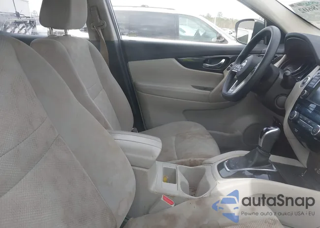 JN1BJ1CP9KW526490: 38728602