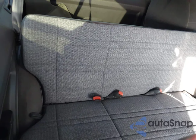 1J4FF47S61L558985: 38732623