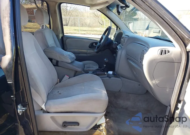 1GNDT13S672259920: 38739650