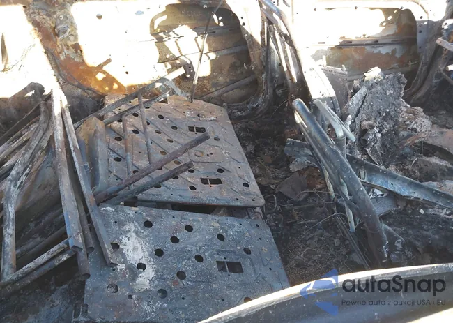 KNDJN2A21K7695049: 38742001