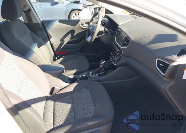 KMHC65LC1KU180529: 38742466