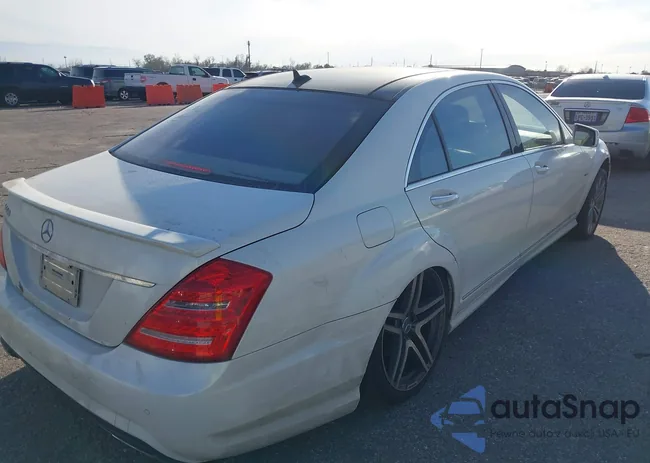 WDDNG7DB3CA465527: 38742634