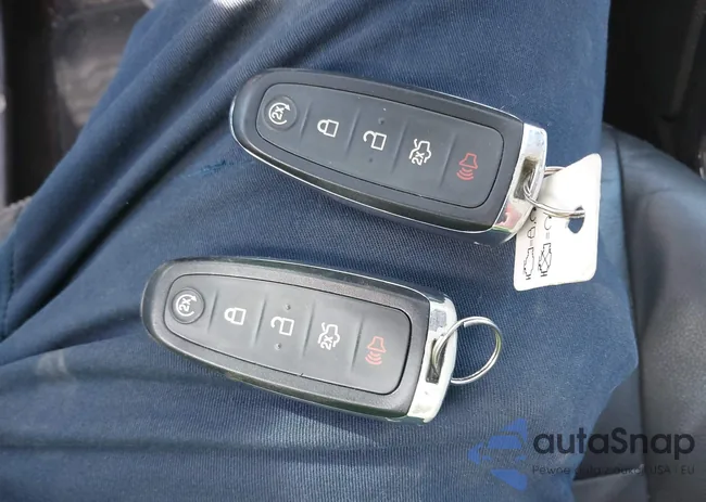 1FMCU9JX7EUB36879: 38745363