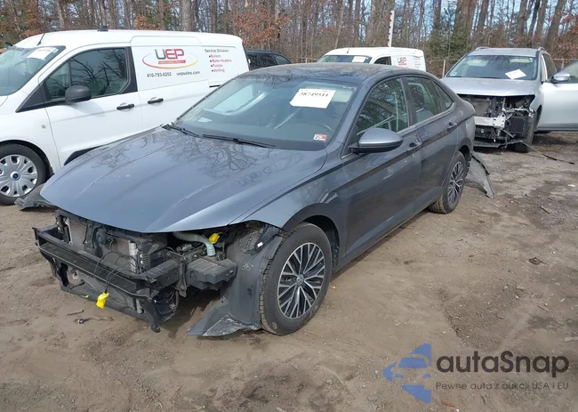 3VWC57BUXKM100515: 38749511