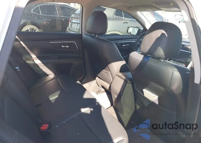 1N4AL3AP4JC151910: 38751652