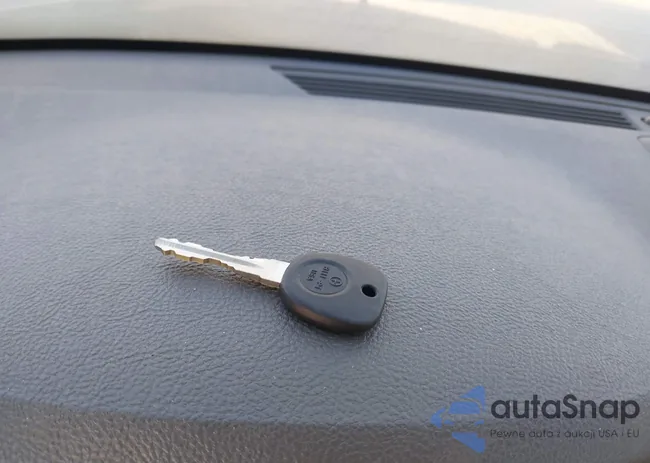 1G6KD57Y97U117460: 38755426