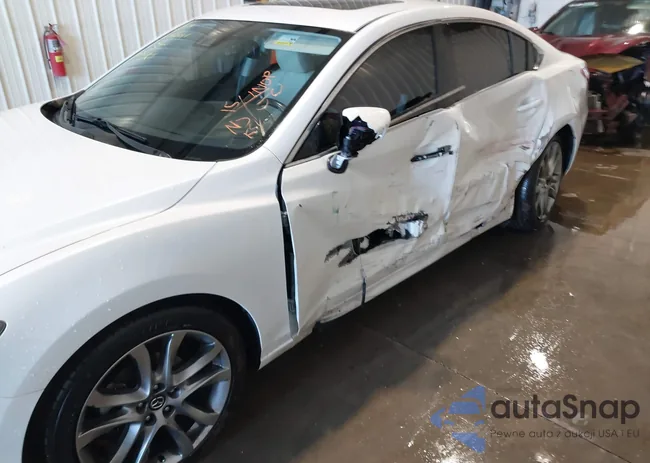 JM1GJ1W53F1216013: 38760197