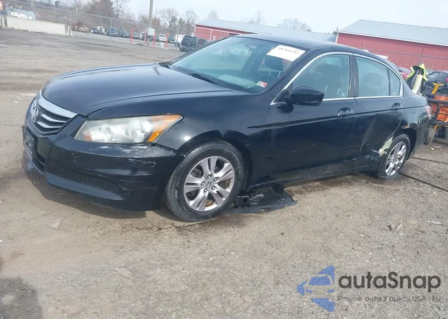 1HGCP2F66CA210537: 38764333