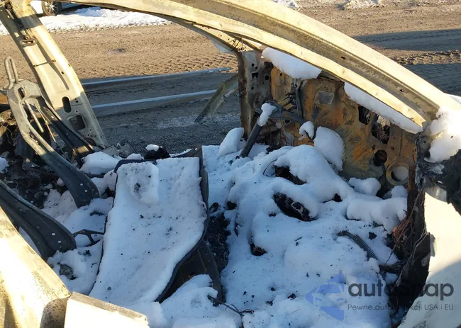 5YJ3E1EB7LF637469: 38763355