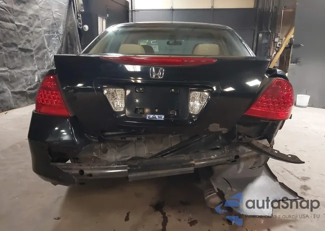 1HGCM56487A222705: 38773098