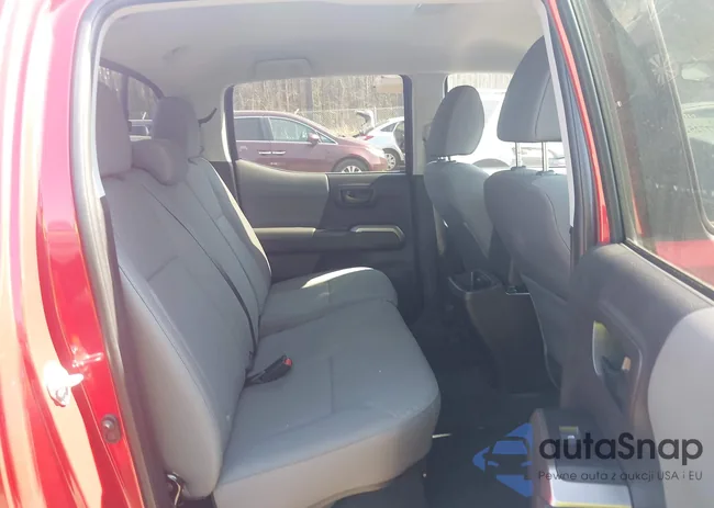 3TYAX5GN5PT080647: 38772525