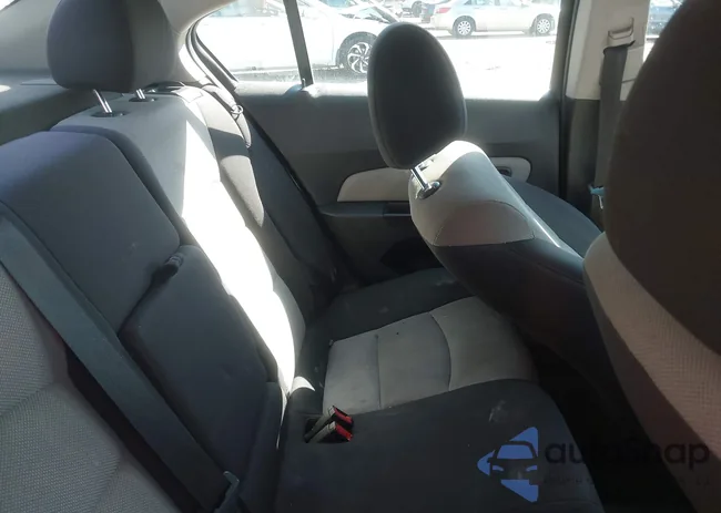 1G1PC5SH7C7330972: 38773589