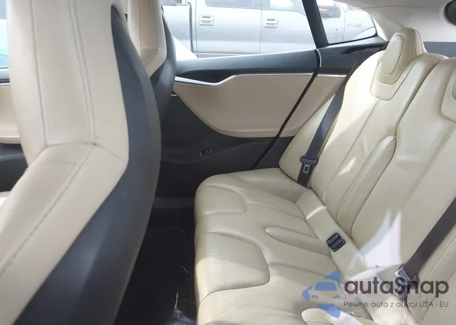 5YJSA1H11EFP43736: 38775993