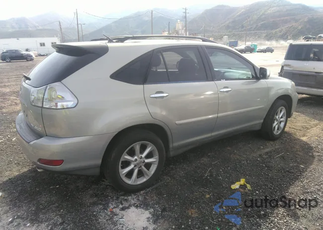 2T2GK31UX8C051000: 38777571