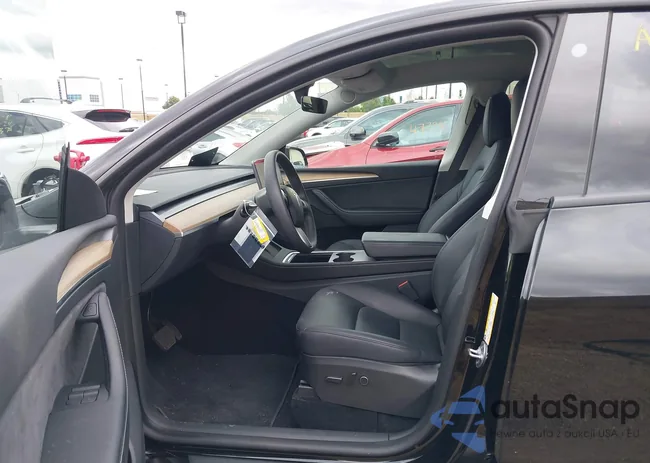 7SAYGDEE0NA017917: 38788568