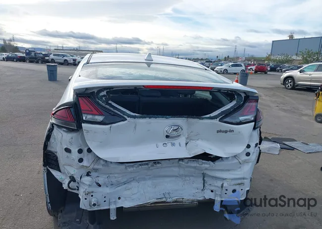 KMHC65LD7LU220462: 38794794