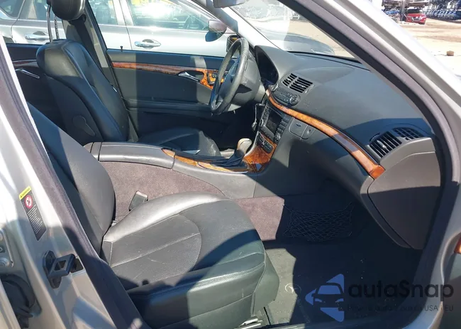 WDBUF65J45A622279: 38797937