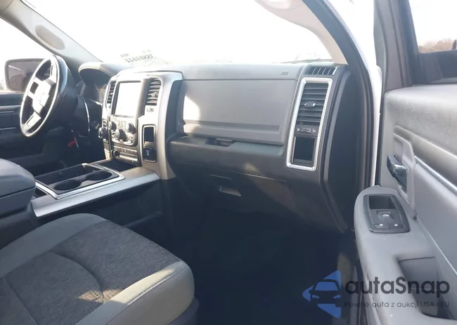 1C6RR6LT1ES185118: 38801044