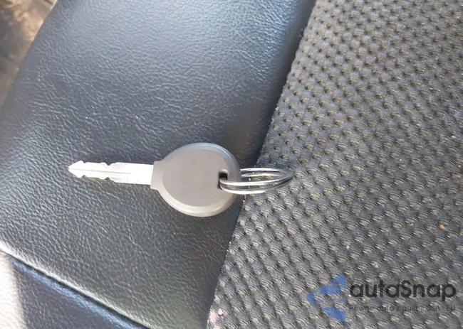 1C4NJCEB5ED707187: 38804770