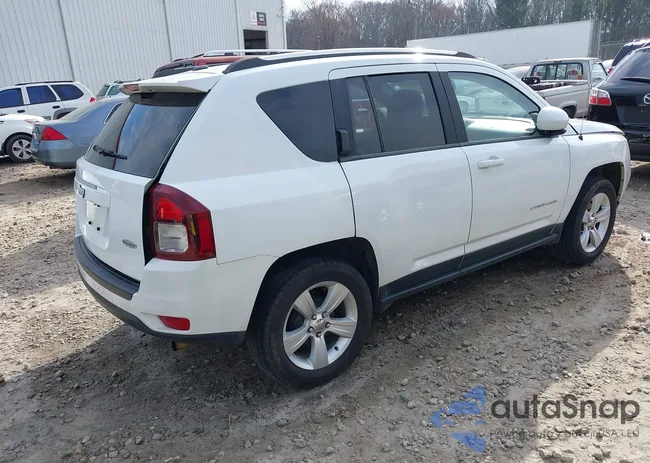 1C4NJCEB5ED707187: 38804770