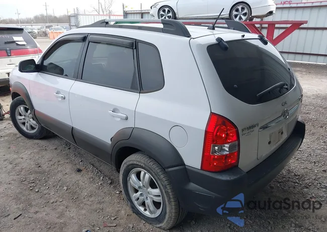 KM8JN12D67U494973: 38810682